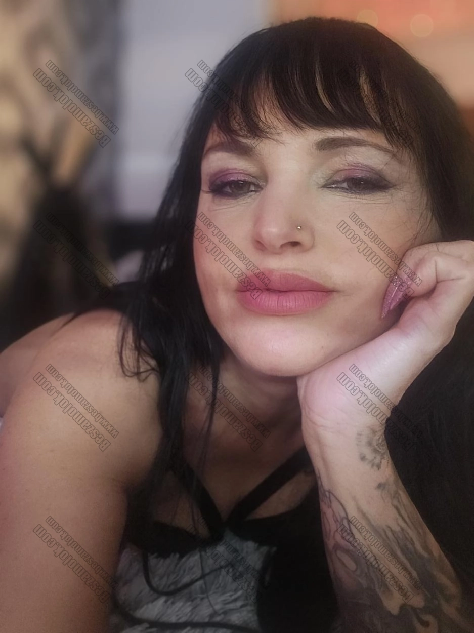 Eszter a boszi popoimado profil kepes profil - popoimado.hu Eszter a boszi - +36 20 295 1211 - popoimado foto