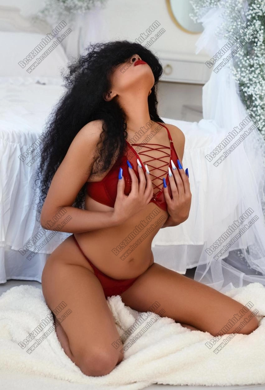 Xénia popoimado profil kepes profil - popoimado.hu Xénia - +36 30 431 5926 - popoimado foto