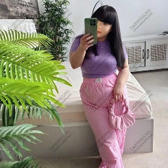 Kitti, 18 éves popóimádó szexpartner