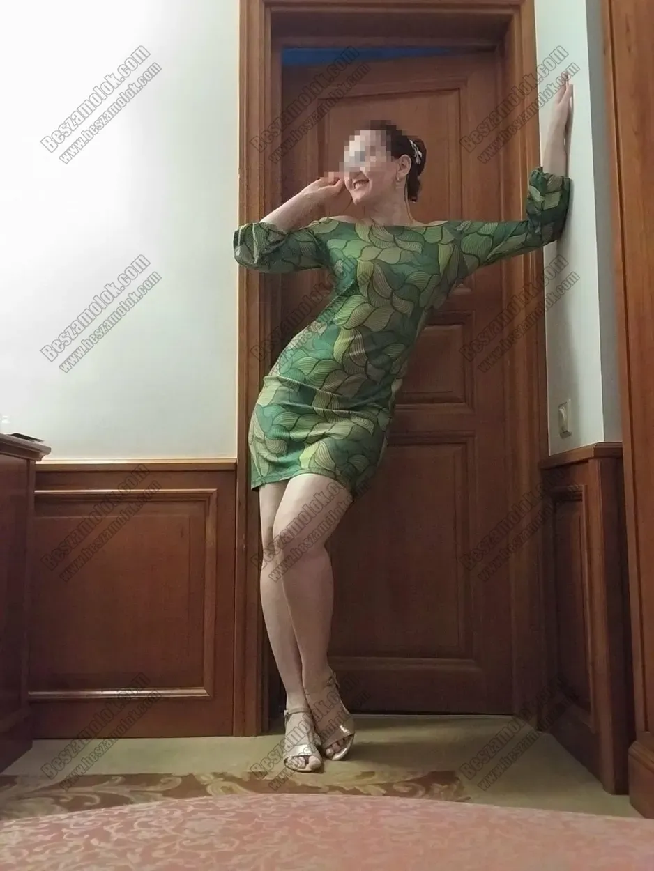 Heléna - +36 70 361 6377 - popoimado foto